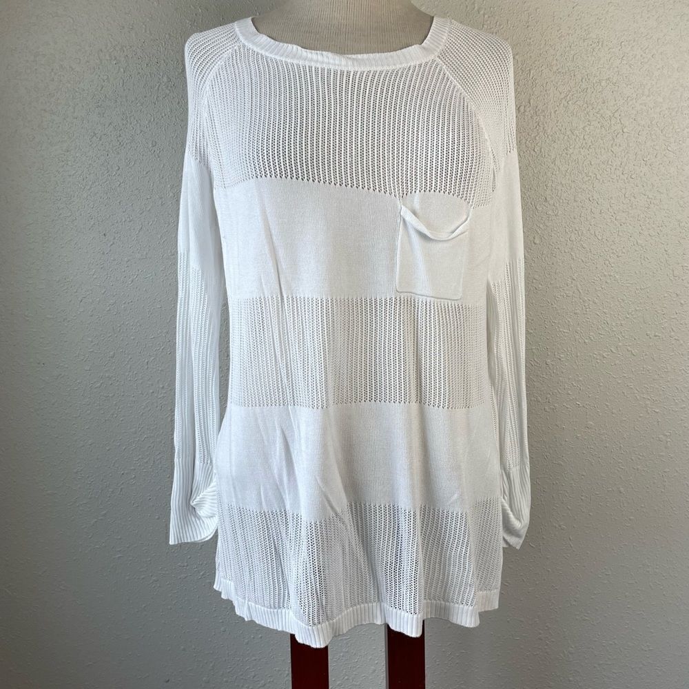 Cyrus White Long Sleeve Sweater Top Size L EUC